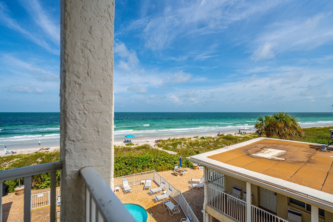 Emerald Residences of Belleair Beach -Formerly Belleair Beach Club
